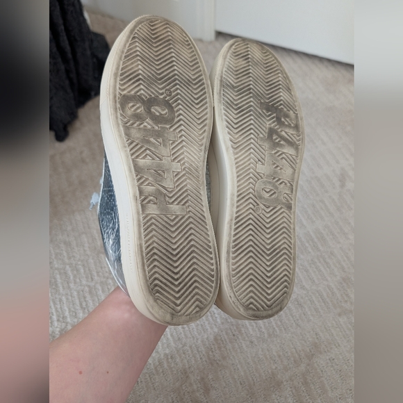 P448 Thea Stellar Sneakers Metallic Silver Size 9 - Picture 10 of 10